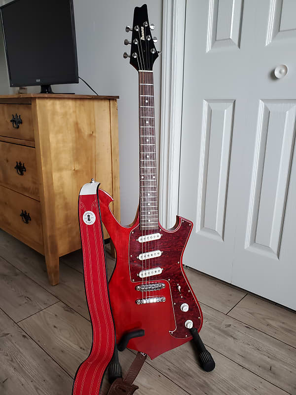 Ibanez アイバニーズ　ファイヤーマン　FRM100 ポールギルバード Ibanez FRM100 Paul Gilbert Signature Fireman | Reverb