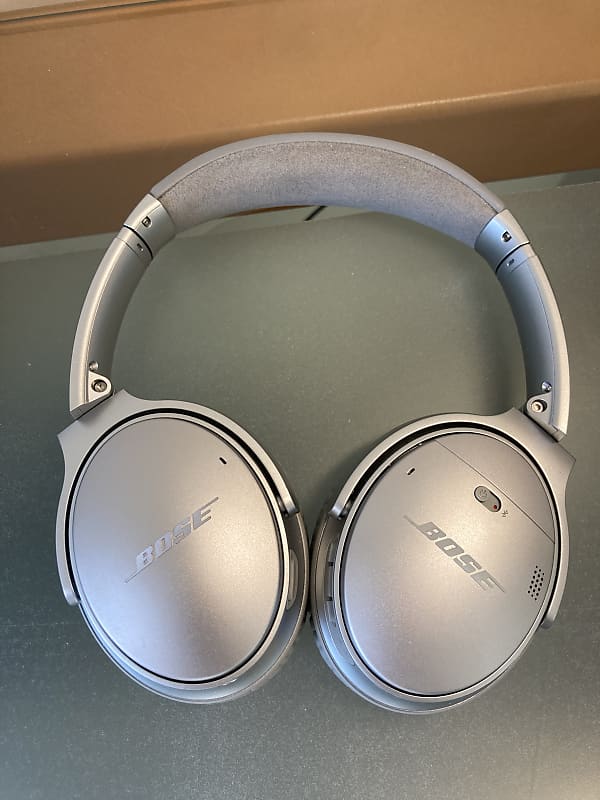 Bose QuietComfort 35 Series II Wireless Bluetooth Noise Cancelling