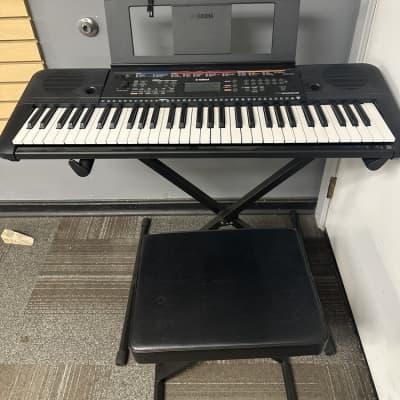 YAMAHA PSR E263 2017 - BLACK