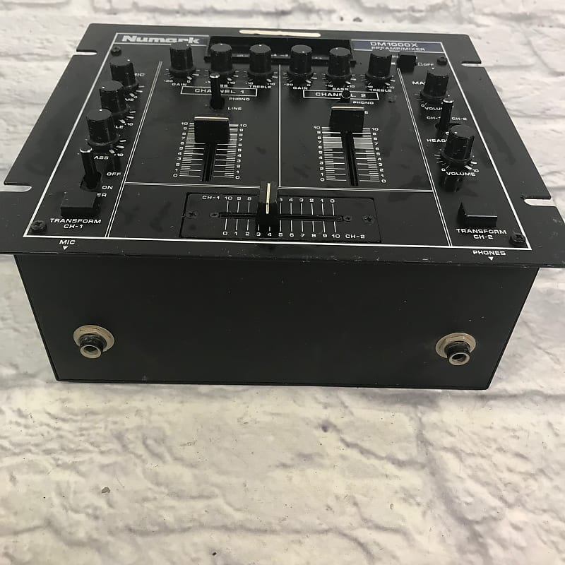 Numark DM1000X Turntable Mixer