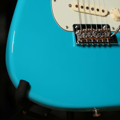 Fender American Professional II Stratocaster, Rosewood Fingerboard, Miami Blue image 4