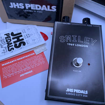 JHS Legends Series Smiley 1969 London Fuzz | Reverb Canada