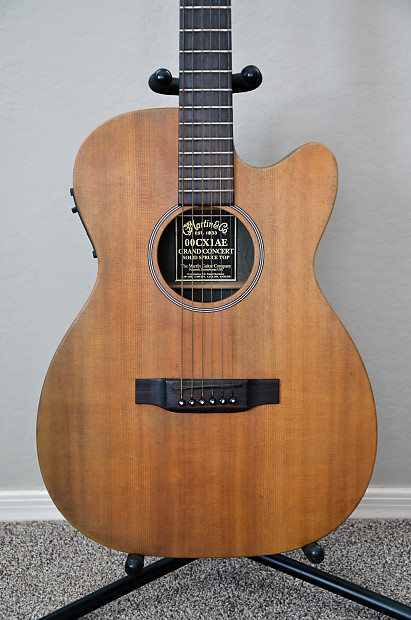 人気新品 Martin Reverb | Semi-Acoustic Concert Grand 00CX1AE ギター