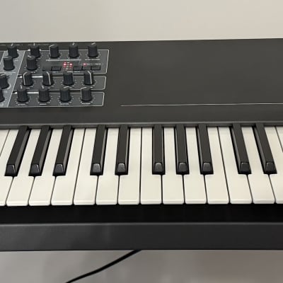 Access Virus TI2 61-Key Digital Synthesizer 2000s - Black