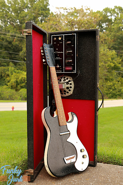 Silvertone guitar amp in case on sale
