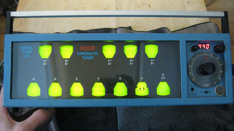 Node/Peterson 7050-D Strobe Chromatic tuner. | Reverb