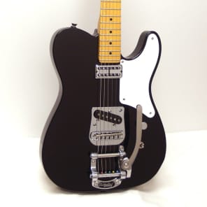 スクワイアーCabronita Telecaster with Bigsby Squier Cabronita