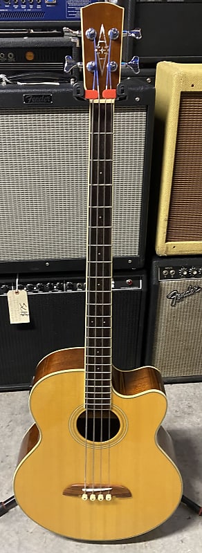 Alvarez RB-30SC - Includes Gig Bag | Reverb