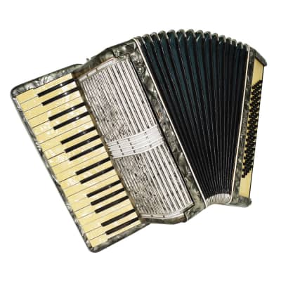 Hohner Verdi II, made in Germany, Vintage Piano Accordion