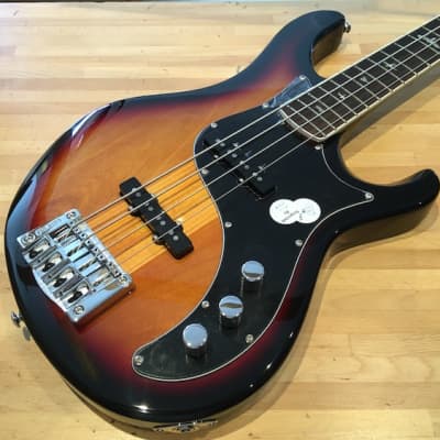 PRS SE Kestrel Bass Tri Colour Sunburst + Gigbag image 1