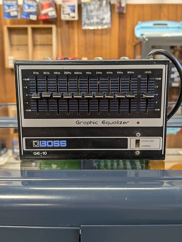 Boss GE-10