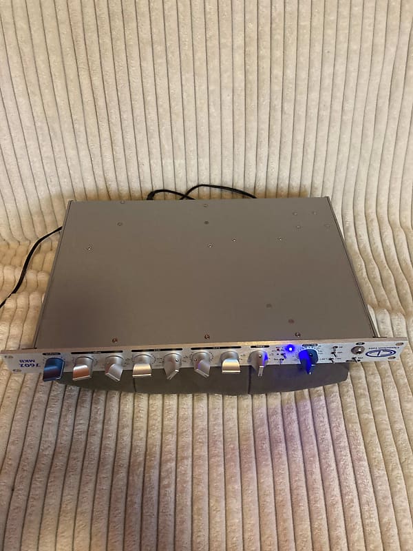 Chameleon Labs 7602 MKII | Sweetwater