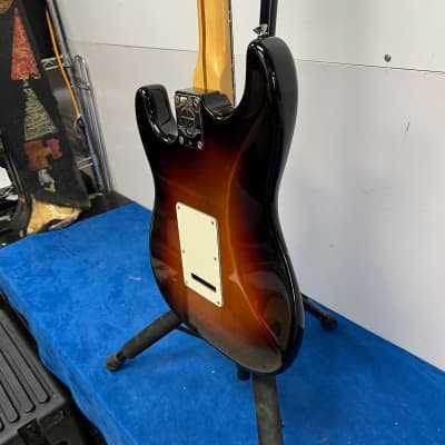 Used Fender Strat Stratocaster Electric Guitar with Case USA 2014 Sunburst 60th Anniversary image 24