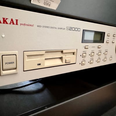 Akai S2000 MIDI Stereo Digital Sampler 1995 - White