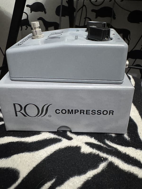 JHS Ross Compressor (2023) ~ with Box and Swag ~ Never Used