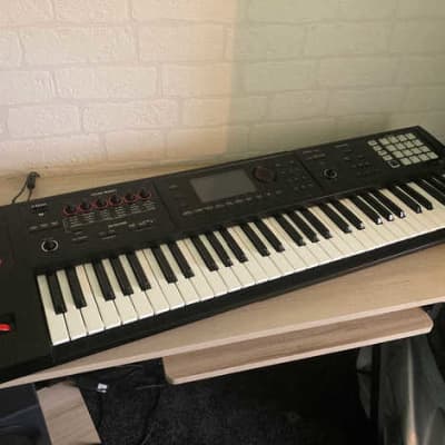 Roland FA06 61 Key Synth