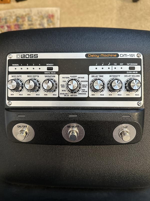 Boss DM-101 Delay Machine