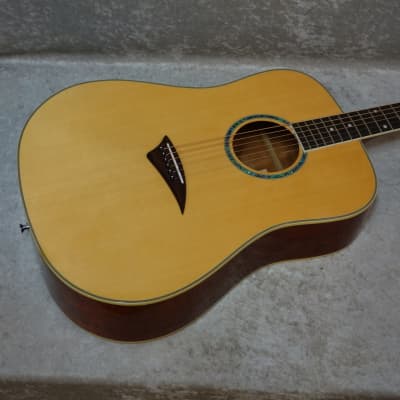 Dean ディーン Tradition S2 Solid Top Dreadnaught Acoustic Guitar