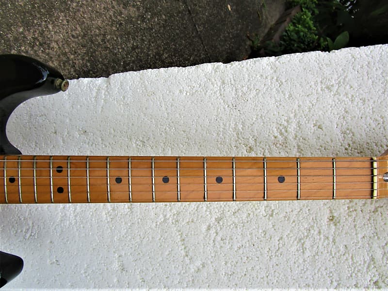 Guyatone Custom Stratocaster, Late 1970's Japan, Sunburst, Gig Bag