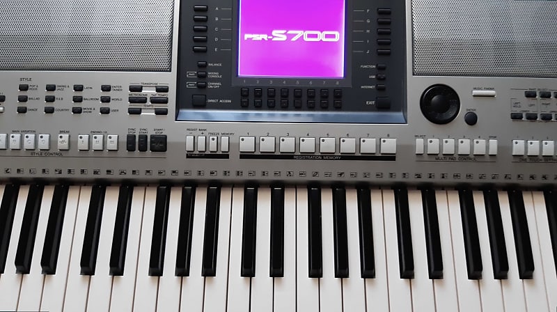 Yamaha PSR-E473 Portable Keyboard 61 Touch Sensitive Keys – Andy's