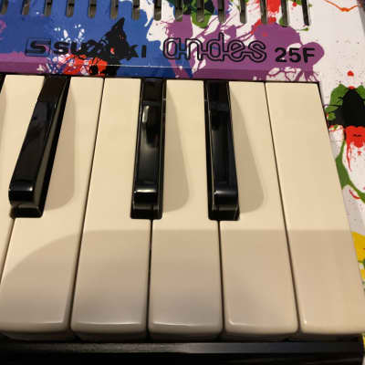 Suzuki Omnichord OM-27 | Reverb