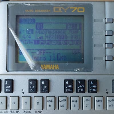 Yamaha QY100 Sequencer 1996 - 2002 - Silver