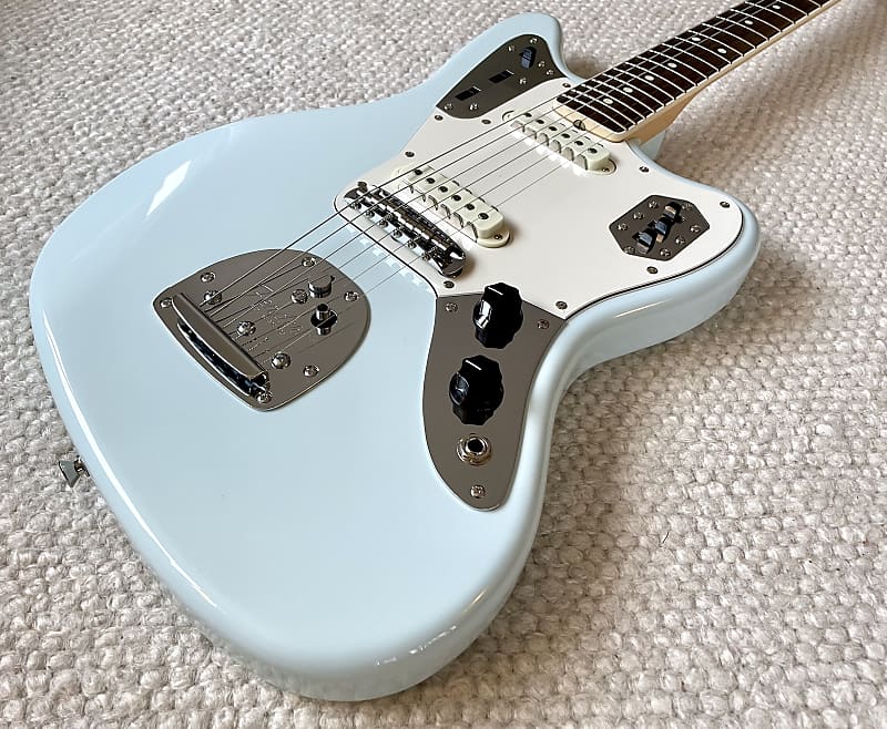 ギター Fender MIJ Jaguar sonic blue MH Fender Jaguar MIJ Traditional 60s Sonic Blue : r/offset