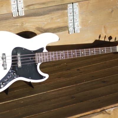 Sire Marcus Miller V3 2018 - Vintage White image 2