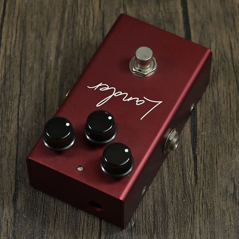 VIRTUES Lander Fuzz [03/10] | Reverb