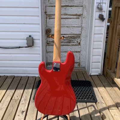 Fender Precision Bass - Roger Waters Signature Neck 2010, Standard P Bass Body 1990 Bronco Red image 4