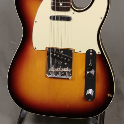 Fender American Vintage 62 Custom Telecaster 3 Color Sunburst (S/N:V170497) (06/30) image 4