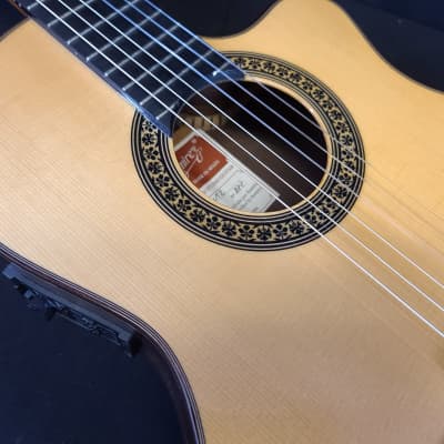 Jose  Ramirez Cutaway 2 Studio Classical Acoustic Electric Guitar SPRUCE Top w/Hard Case image 12