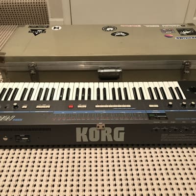 Korg Poly-61 Analogue Programmable Polyphonic Synthesizer image 7