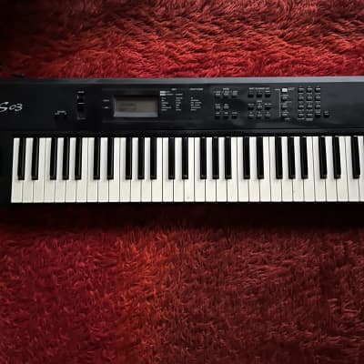 Yamaha S03 Synthesizer