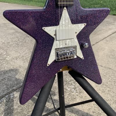 Daisy Rock Debutante Star purple electric guitar Chrome