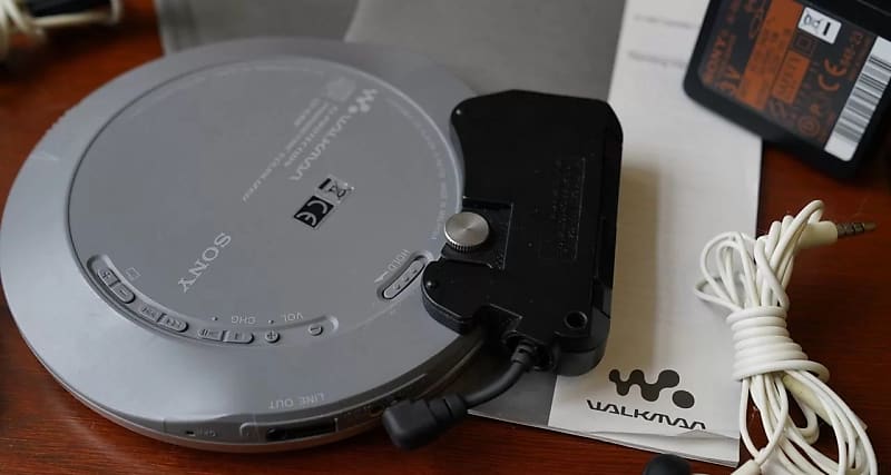 Sony Walkman D-NE730 CD Discman Player | Reverb Canada