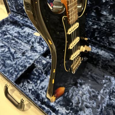 Fender Custom Shop Dual Mag II Stratocaster Relic 2020 - Black over 3-Color Sunburst image 7