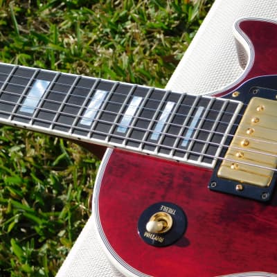 Gibson Les Paul Custom 2000 Wine Red (Extras) image 8