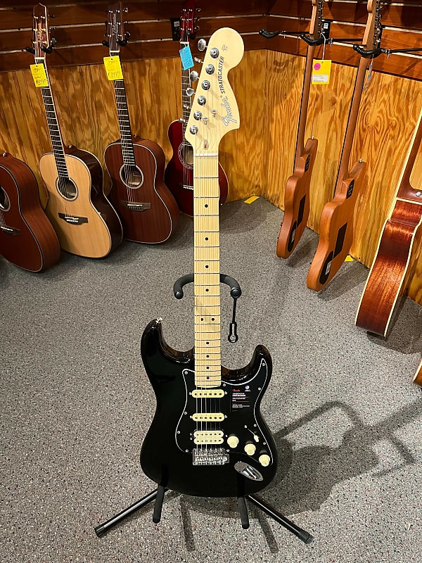 Fender American Performer Stratocaster HSS with Maple Fretboard 2018 -  Present - Black