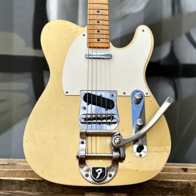 Fender Custom Shop Limited Edition Twisted Telecaster Custom Journeyman Relic 1-Piece Rift Sawn Maple Neck Aged HLE Gold for sale
