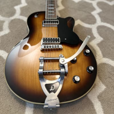 Used DeArmond by Guild M-75 Electric Guitar Sunburst | Cream