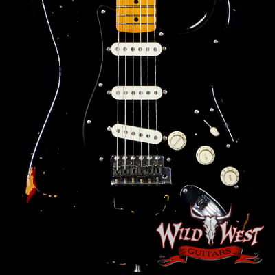 2021 Fender Custom Shop Team Built David Gilmour Signature Stratocaster Relic Black over 3 Tone Sunburst image 1