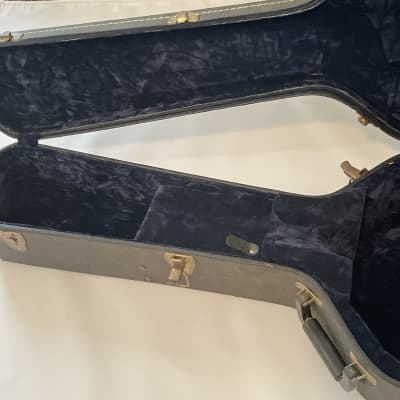 Vintage Larivee Acoustic Black Tolex Hardhshell Guitar Case Made in Canada image 18