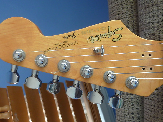 1987 Squier by Fender '62 Stratocaster Electric Guitar