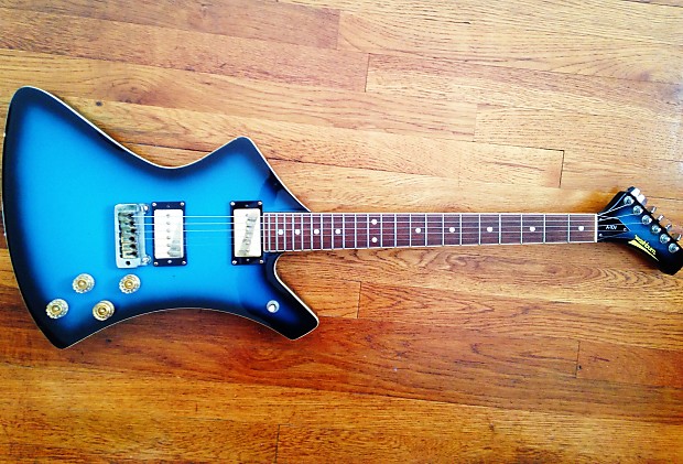 Washburn A10 V 1980 s Blueburst