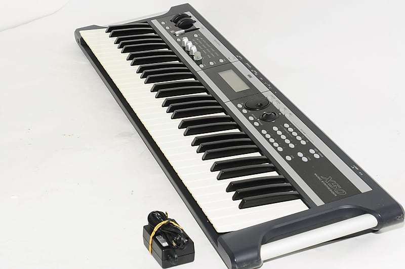 Korg X50 61-Key Music Synthesizer image 2