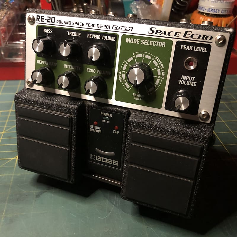 Boss RE-20 Space Echo