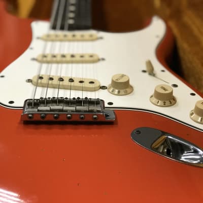 Fender  Stratocaster relic messe Yuriy Shishkov Masterbuilt 1960 Red image 1