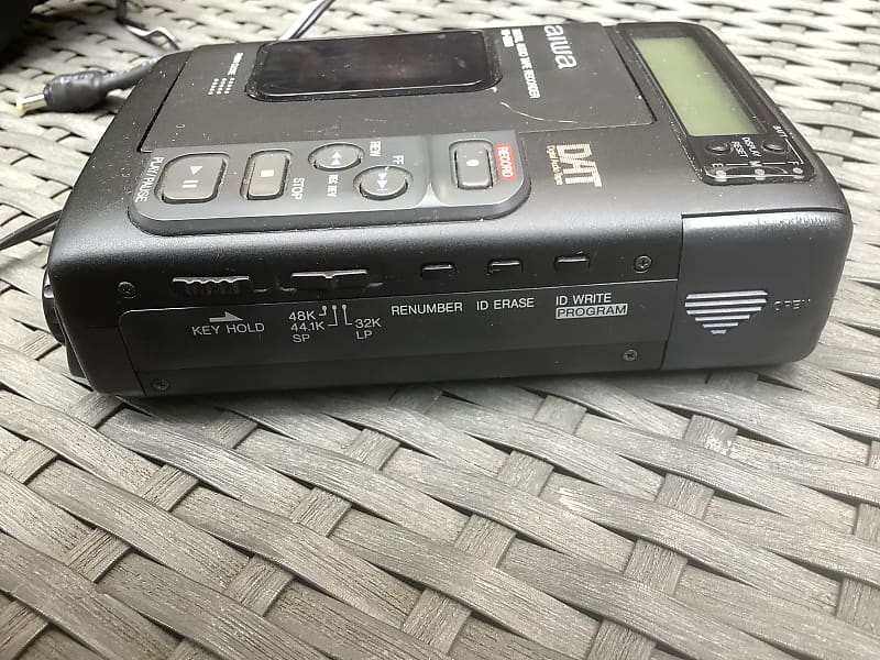 Aiwa Digital audio tape / DAT /. HD - S200 / portable walkman | Reverb