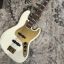 Squier 40th Anniversary Gold Edition Jazz Bass 2022 - Present - Olympic White
